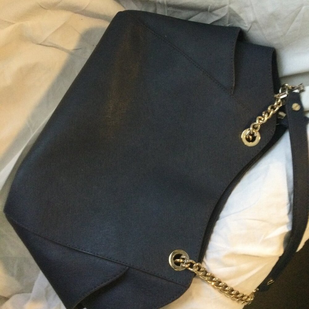 Michael Kors Jet Set Navy Blue Tote/Shoulder Bag - Picture 4 of 6